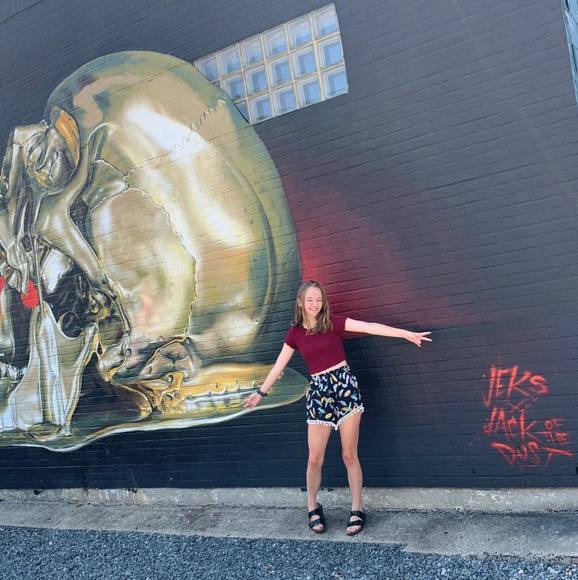 Meet your Posher, Morgan - Picture 1 of 1